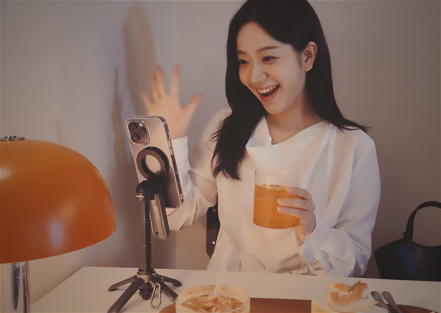 이지넷유비쿼터스 NEXTU 무빙샷 SP1 그립 셀카봉삼각대 (정품)