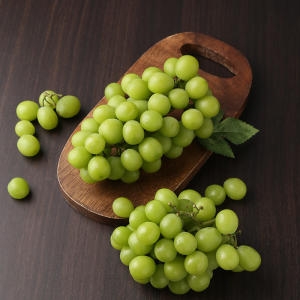 삼흥농업회사법인 샤인머스캣 2~3개 1.5kg [1개]