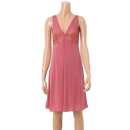 트라이엄프 구름 노와이어 이너슬립 TAWFS731RU