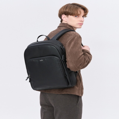 헤지스 액세서리 남성 스테디셀러 NEW BEST 블랙 소프트 가죽 백팩 WUBA5E800BK