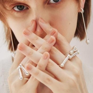 엘리오나 D Shackle Ring S7312485이미지입니다. 누르면 해당 게시물로 새창이동합니다.
