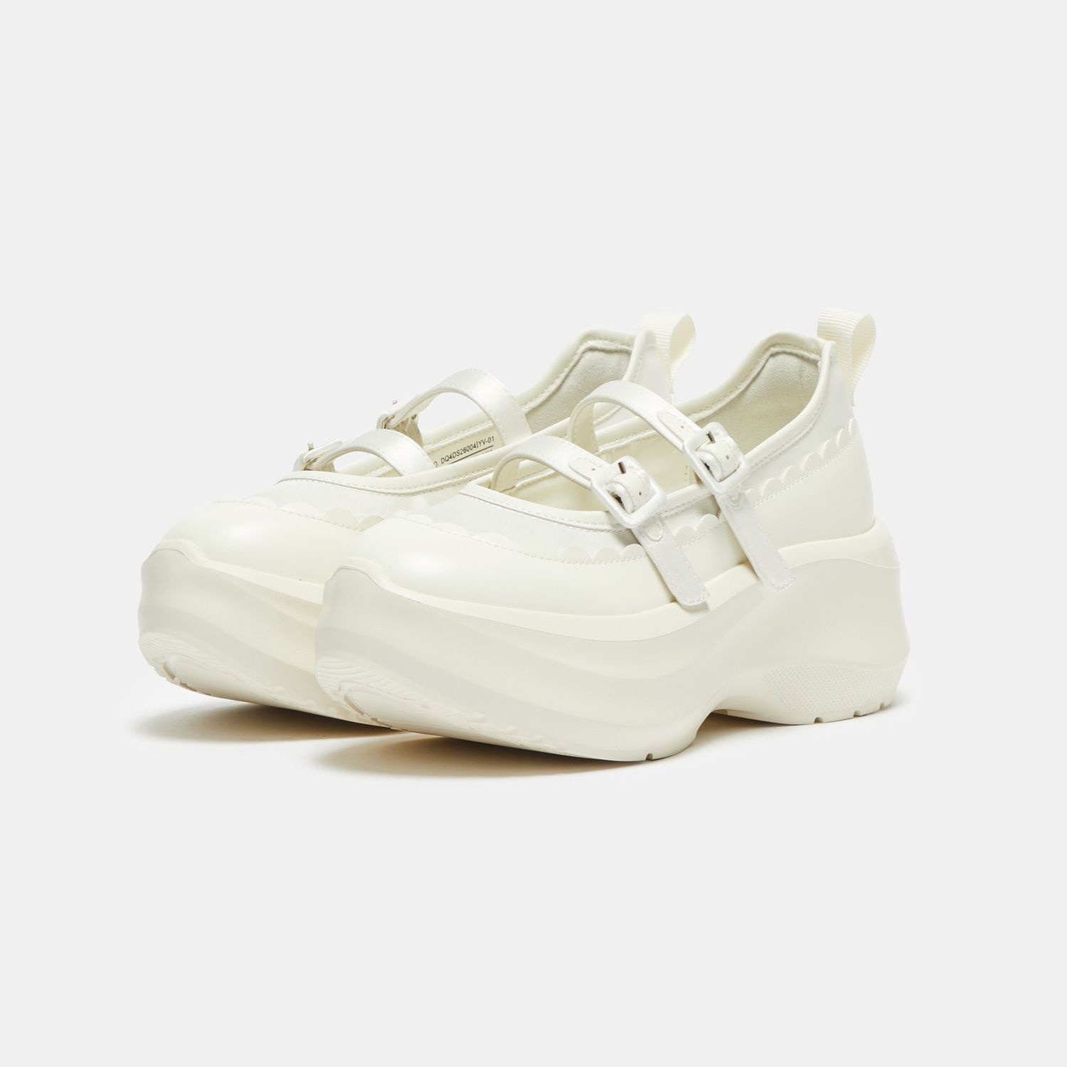 슈콤마보니 Icing sneakers ivory DQ4DS26004IVY