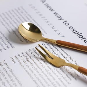 로렌스 골드 우드 커트러리 티스푼