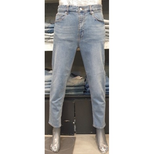 버커루 크롭 테이퍼드 쿨맥스 B225Z0312P이미지입니다. 누르면 해당 게시물로 새창이동합니다.