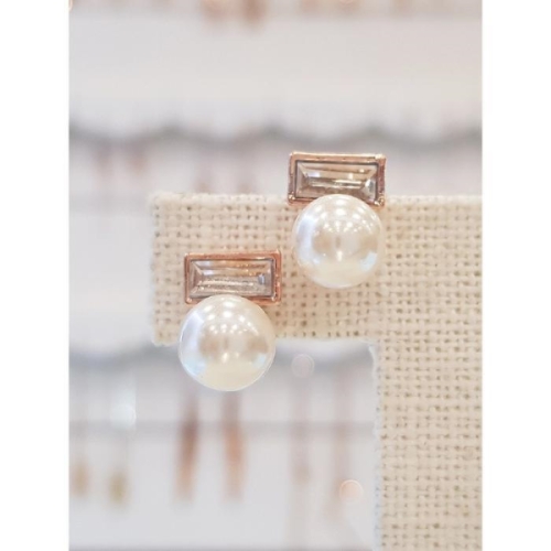 볼라레 세이브존01 의미있는선물 사각 큐빅 진주귀걸이 spe700 16267858