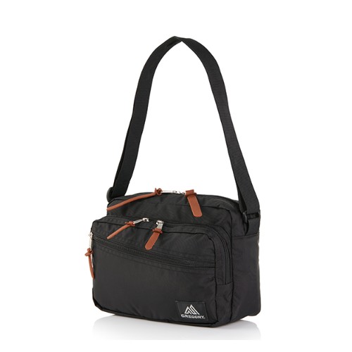 그레고리 유틸리티 S 숄더 크로스백 08J29603이미지입니다. 누르면 해당 게시물로 새창이동합니다.