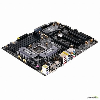 ASRock <b>Z68</b> Extreme4 Gen3 디앤디컴