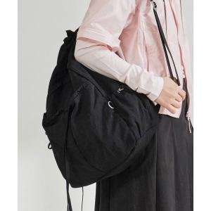 커버낫 우먼 클로버하트 셔링 나일론 백팩 블랙 CO2506BP75BK 155531_이미지