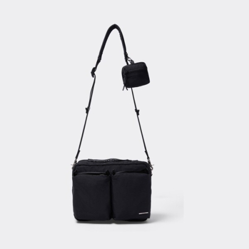 블랙 나일론 크로스 백 CABAX25511BKX