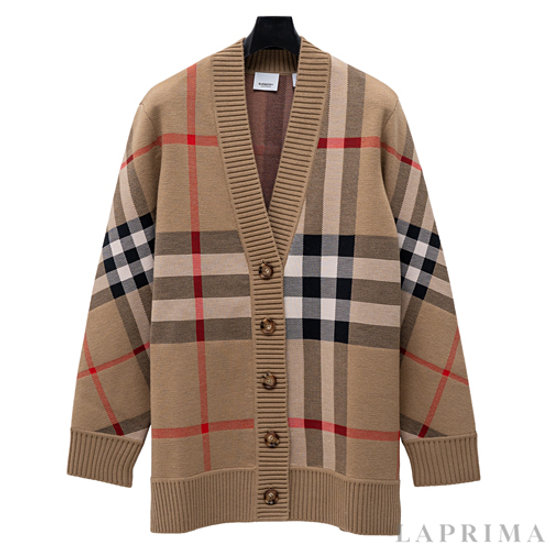 버버리 체크 테크니컬 울 자카드 가디건 8039153이미지입니다. 누르면 해당 게시물로 새창이동합니다.