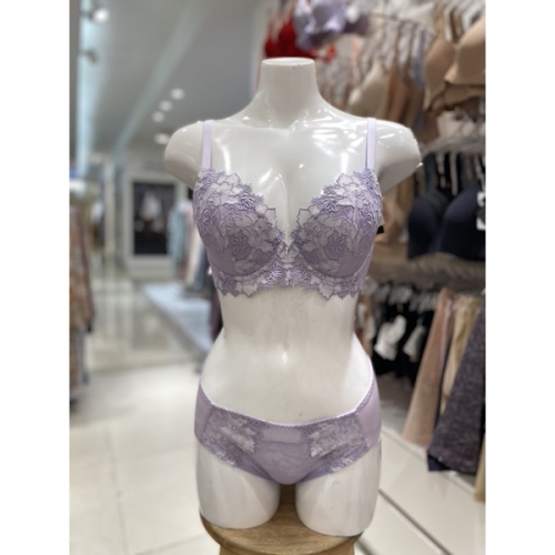 비비안 BR975A/SET 25 신제품 꾸띄르 케미컬자수모티프 브라햄팬티세트_이미지