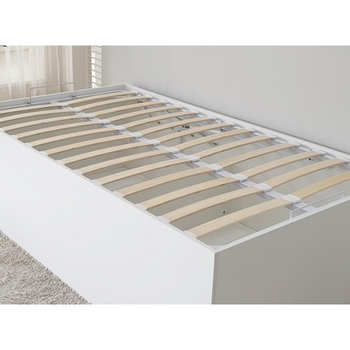 ������ ����Ʈ�� ������ 400 ���� ħ�� SS