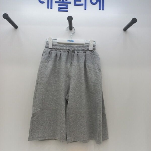에꼴리에 7부 사이드 폴딩 버뮤다 바지 25C0291이미지입니다. 누르면 해당 게시물로 새창이동합니다.