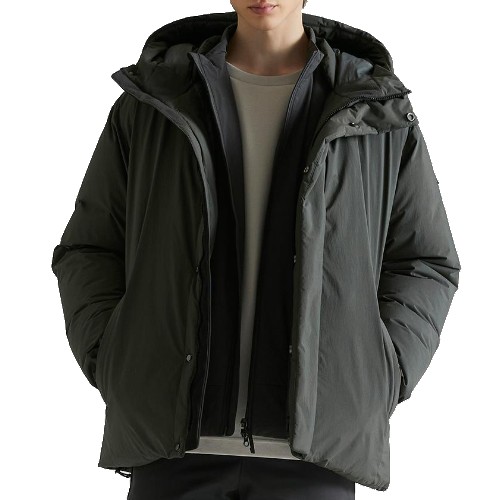 뉴발란스 플라잉 숏 미니멀 구스다운 NBNPE42113이미지입니다. 누르면 해당 게시물로 새창이동합니다.