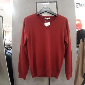 칠곡 HC09 여성 니트V넥 쇄골라인 티셔츠 유행타지않는 인생템 부드러운 S28541043