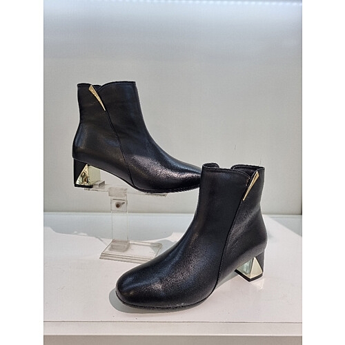 에스콰이아 여성 발편한 양가죽 세미정장 퍼 앵클부츠_PFCWBS655_이미지