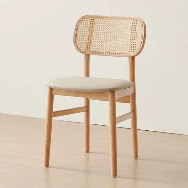 마카롱 라탄 고무나무 원목 의자