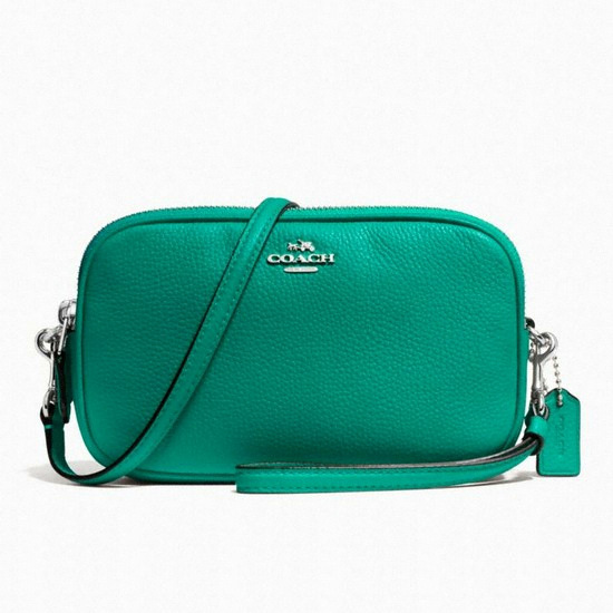 코치 크로스바디 클러치 인 폴리쉬드 페블 레더 65547 SV/TE