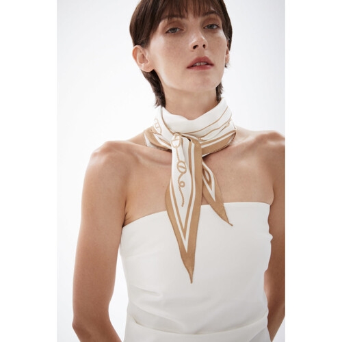 LF ������ ������ HŬ�� ������ ��ũ ��ī�� HISC4E502I2