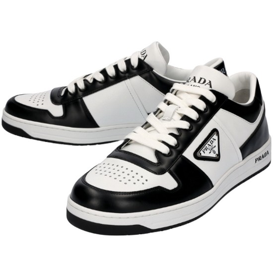 프라다 트라이앵글 로고 스니커즈 2EE364 3LKG F0964