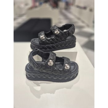  슈콤마보니 Cle sandal black DW2AM26009BLK