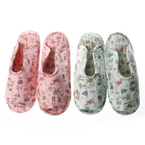 [불명] 레빗베어 면실내화 퀼트 패브릭 슬리퍼 거실화 덧신