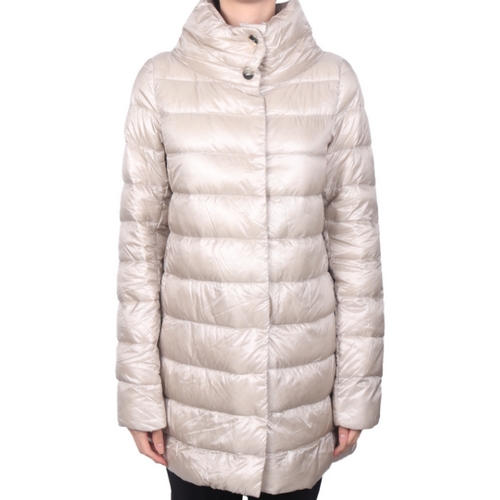 에르노 아멜리아 구스다운 패딩 PI0505DIC 12017 (1985, 바닐라)이미지입니다. 누르면 해당 게시물로 새창이동합니다.