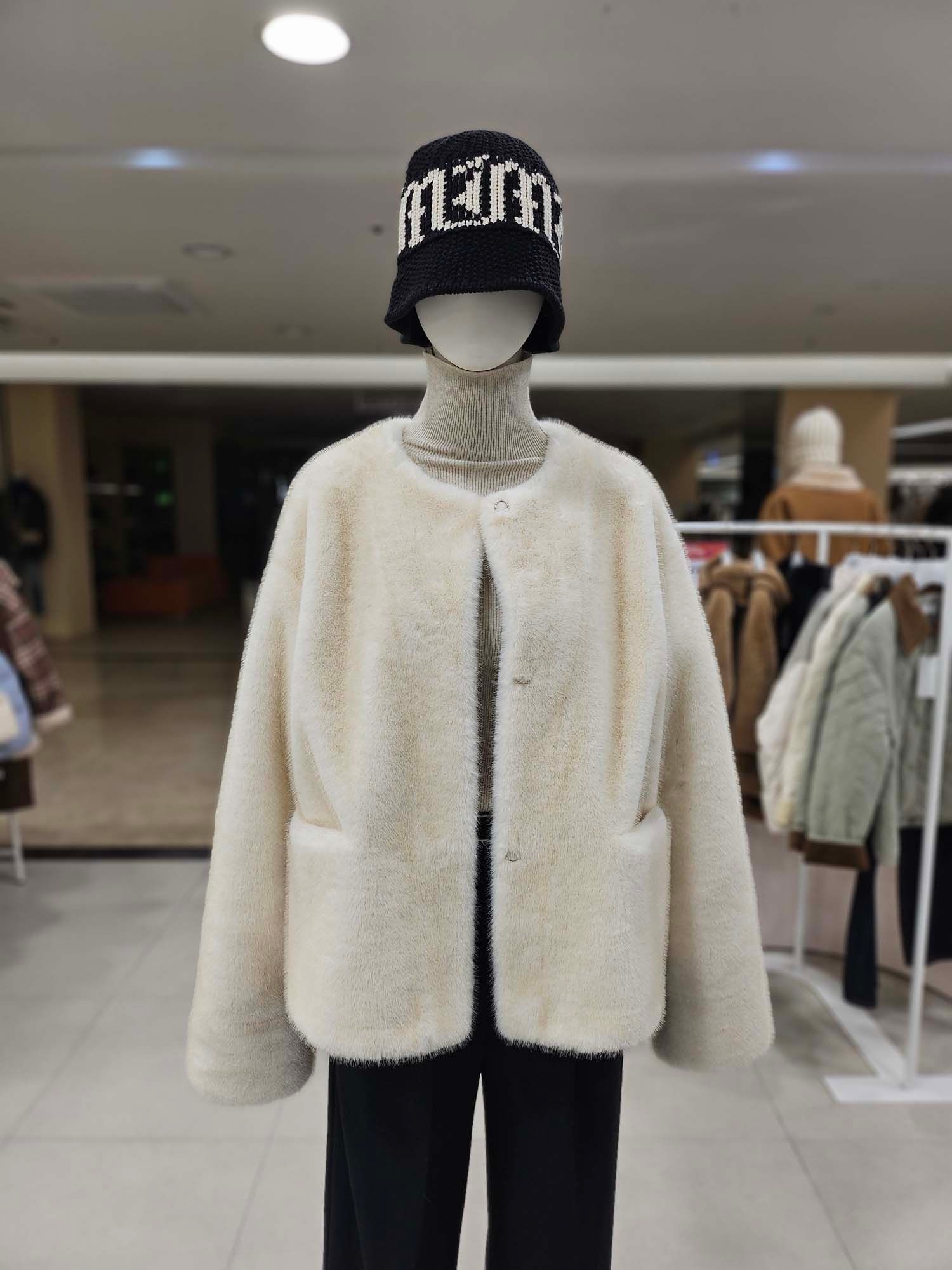 올리브데올리브 여성 소매 롤업 퍼 무스탕 M6SM106_이미지