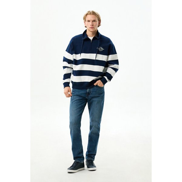 타미힐피거 남성 Slim fit 덴톤 코튼 블렌드 데님 팬츠 청바지 T12G6NPC010MT11CX_이미지