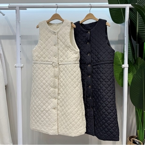 에잇컨셉 롱1392 누빔 원피스 C25L7FOP003BC2_이미지