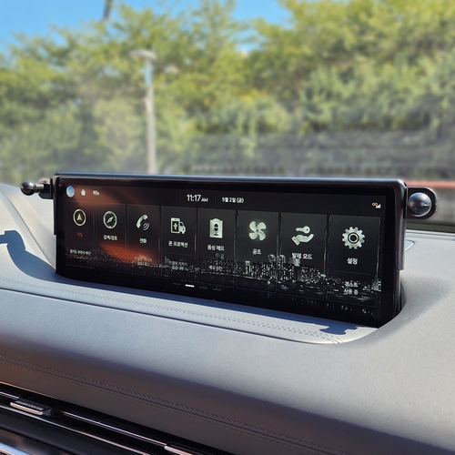 모니터 장착형 휴대폰 거치대 마운트 제네시스 GV70 G80 전용