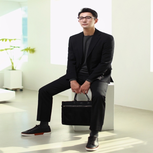 맨잇슈트 클래식핏 블랙 울 100 순모 정장 MAGA01-026BKIS 일산