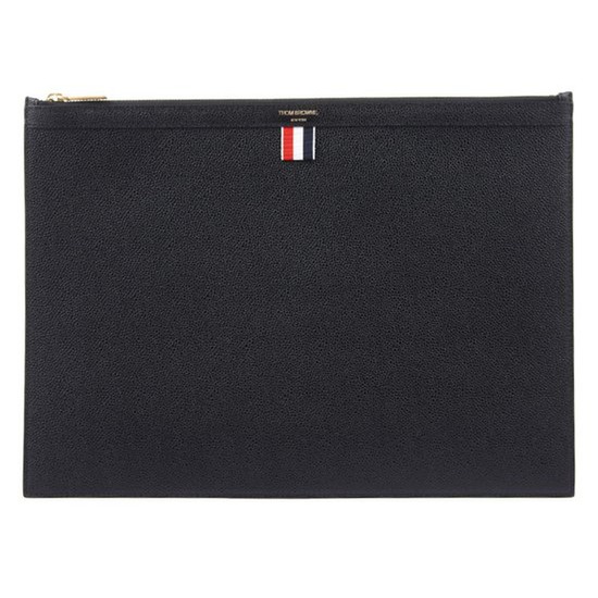 톰브라운 삼선탭 미디엄 클러치 MAC021L 00198 001이미지입니다. 누르면 해당 게시물로 새창이동합니다.