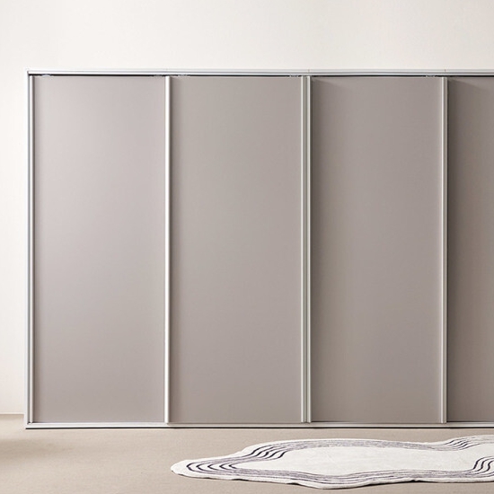 ���׶󰡱� ��ο� 4���� �����̵� ���� 3200