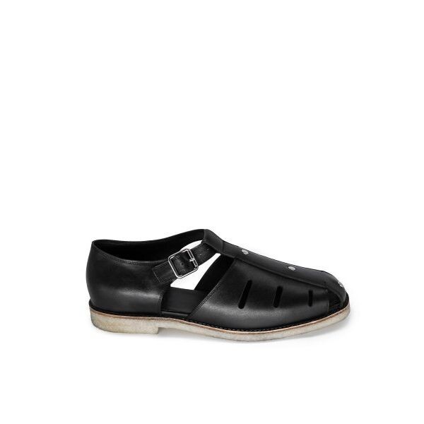 인사일런스 INSILENCE 리벳 포인트 크레페솔 샌들 BLACK IM2B2AC01BK 114484