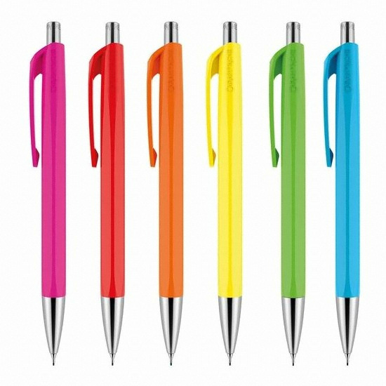 ��ٽ� ���� 884 ���Ǵ�Ʈ 0.5mm