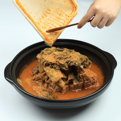 (주)정성푸드앤축산 정성푸드 고기듬뿍 뼈다귀 해장국 1.5kg (1개)_이미지