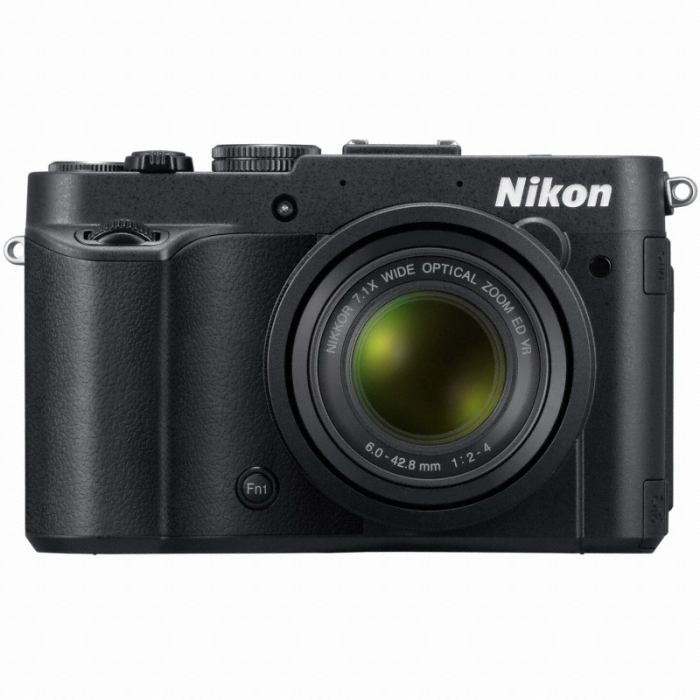 니콘 쿨픽스 P7700 (8GB 패키지)