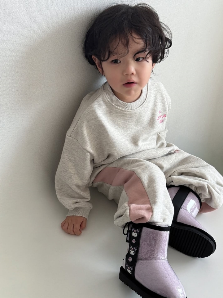 슈펜키즈 산리오 글로우 웜부츠 HPKV8FFV4S