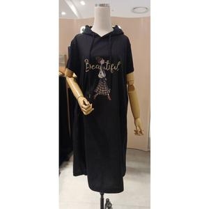  파프리카 루미앤플로뷰티풀 걸 후드 원피스SK2OP701J