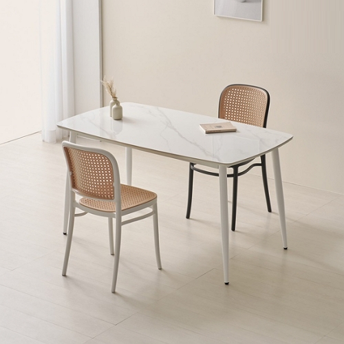 라로퍼니처 루이시 유광 포세린 세라믹 식탁 1400