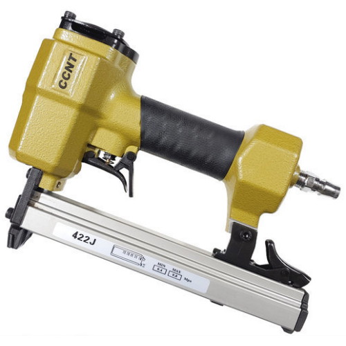 씨씨앤티 타카 422