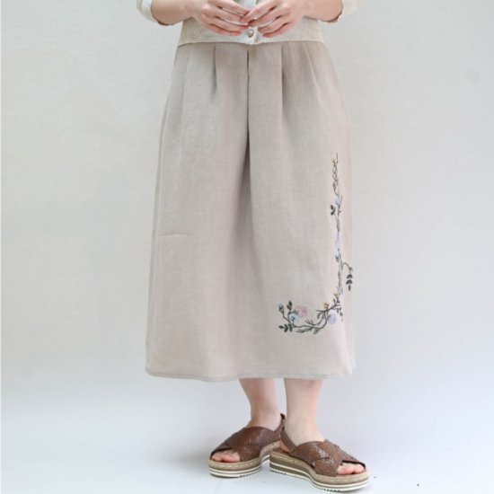비꼴리끄 린넨 자수 맞주름 밴딩 스커트 B232WK3140_이미지