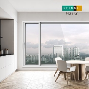 현대L&C Q윈도우 300 발코니 (거실 세트형)
