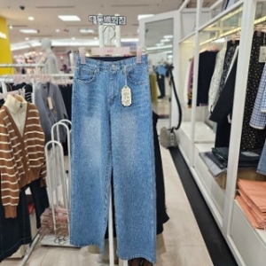 SOOS 13352780- DP01비비드펀치S242NJE401_이미지