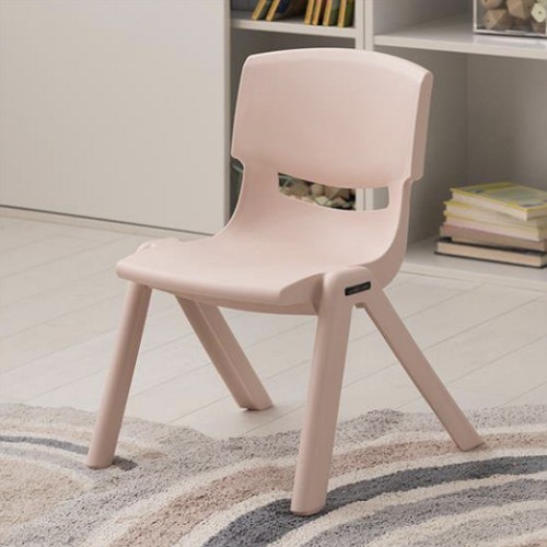 리바트 꼼므 아이 의자이미지입니다. 누르면 해당 게시물로 새창이동합니다.