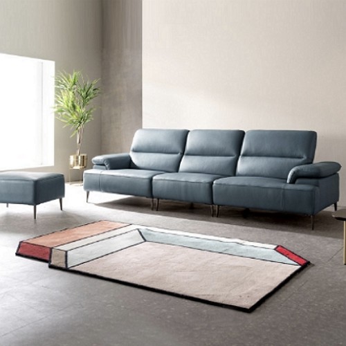 ���ڸ� �ٳ׻� ��ü�� õ������ ���� 4�ο�