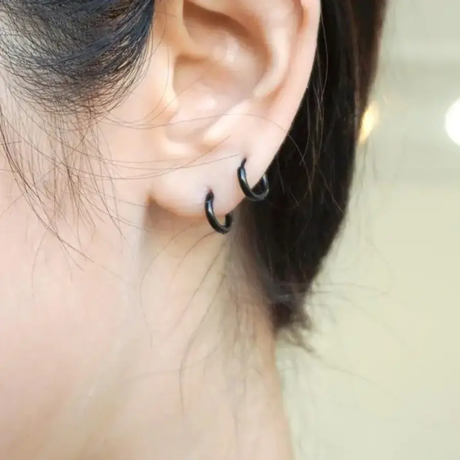 이어넥핸즈 써지컬스틸 6mm미니링귀걸이 실버 골드 블랙 5632889A