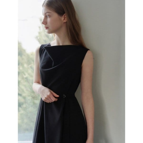포토리뷰 Cowl Neck Flared Sleeveless Dress Black AT6OPA025BK 1082593