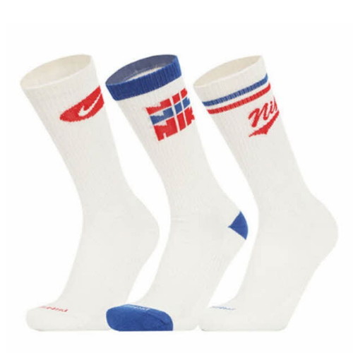 나이키 에브리데이 플러스 크루 삭스 3켤레 HJ9336-901이미지입니다. 누르면 해당 게시물로 새창이동합니다.